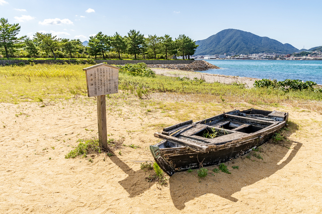 巌流島の伝馬船