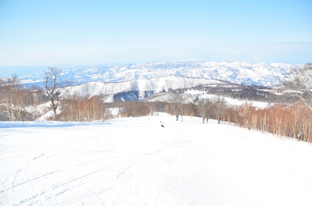 「野沢温泉村」という村にあるスキーリゾート