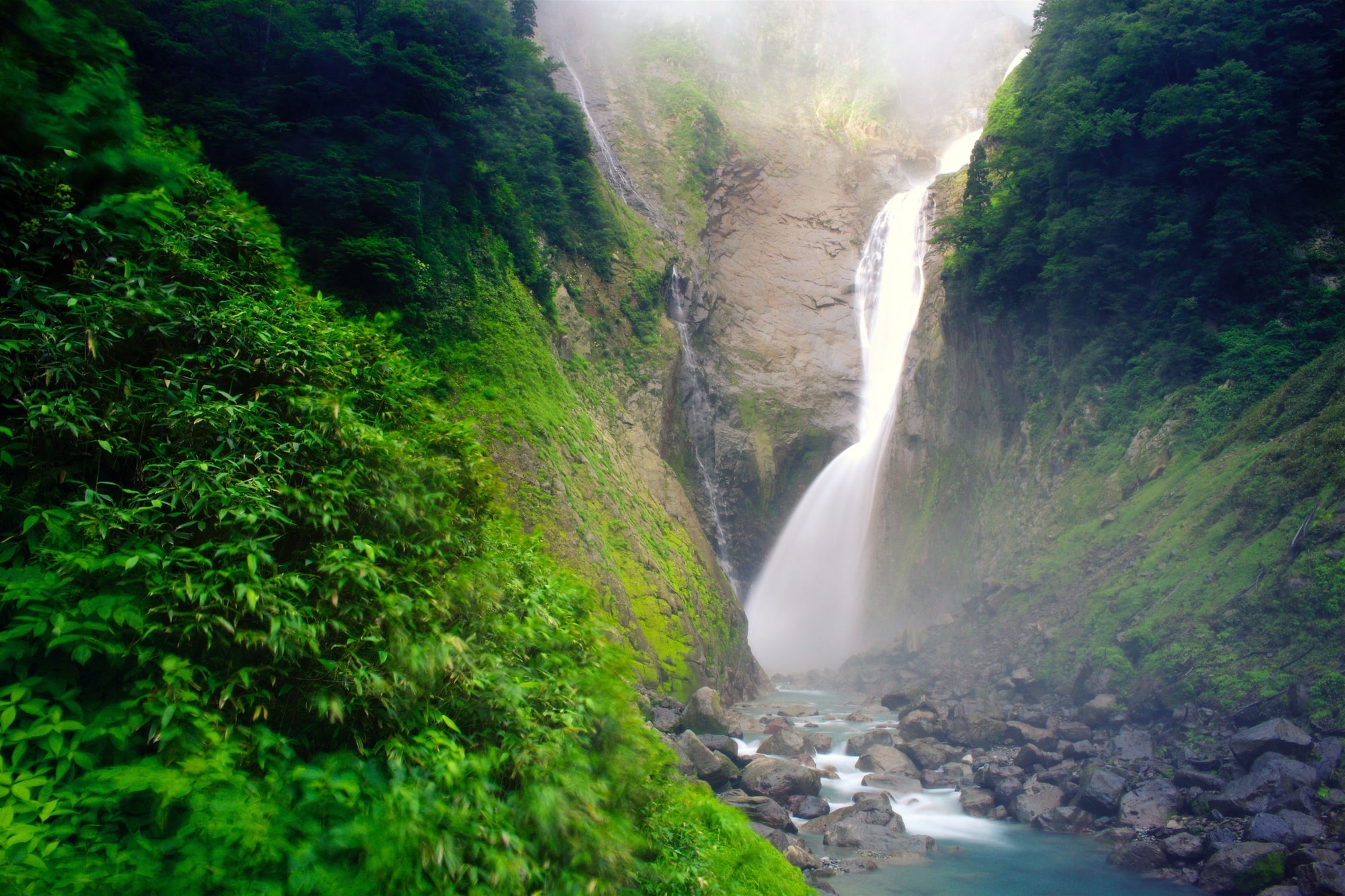 富山旅行に行く人は是非称名滝を訪れてみてください