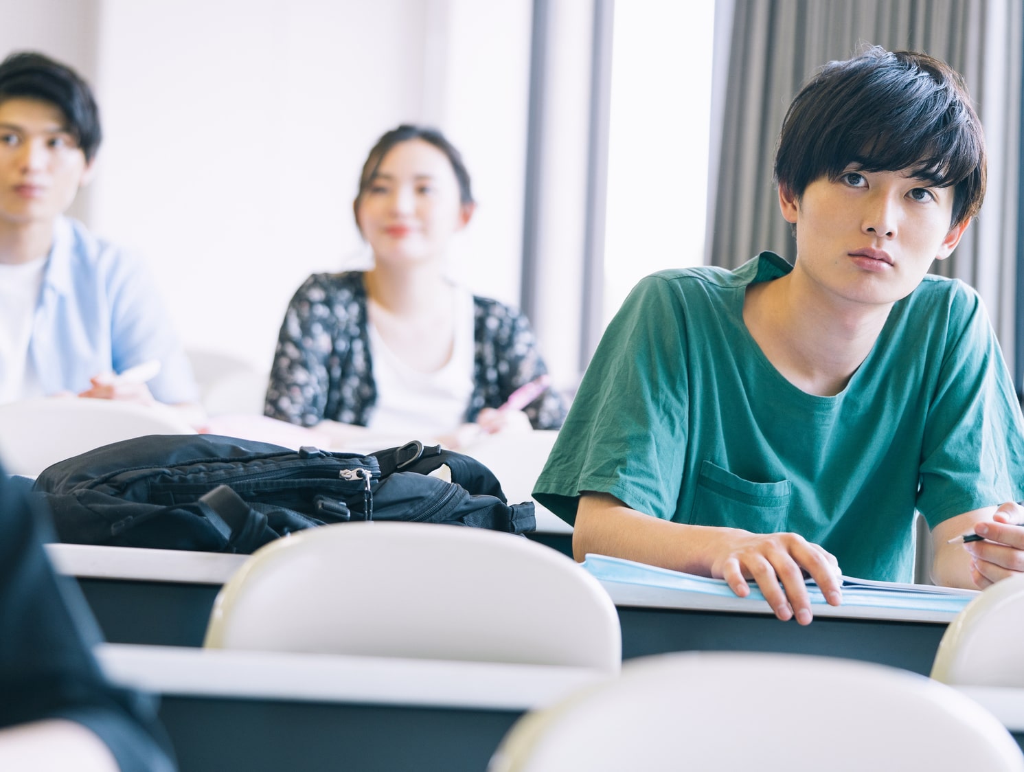 東京出身・在住、21歳の大学生