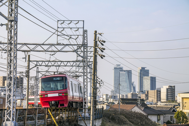 名古屋市内を走る電車