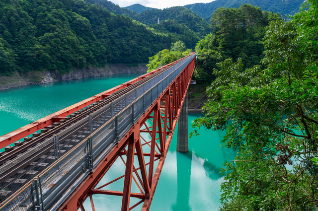 秘境駅やマニアックな鉄道