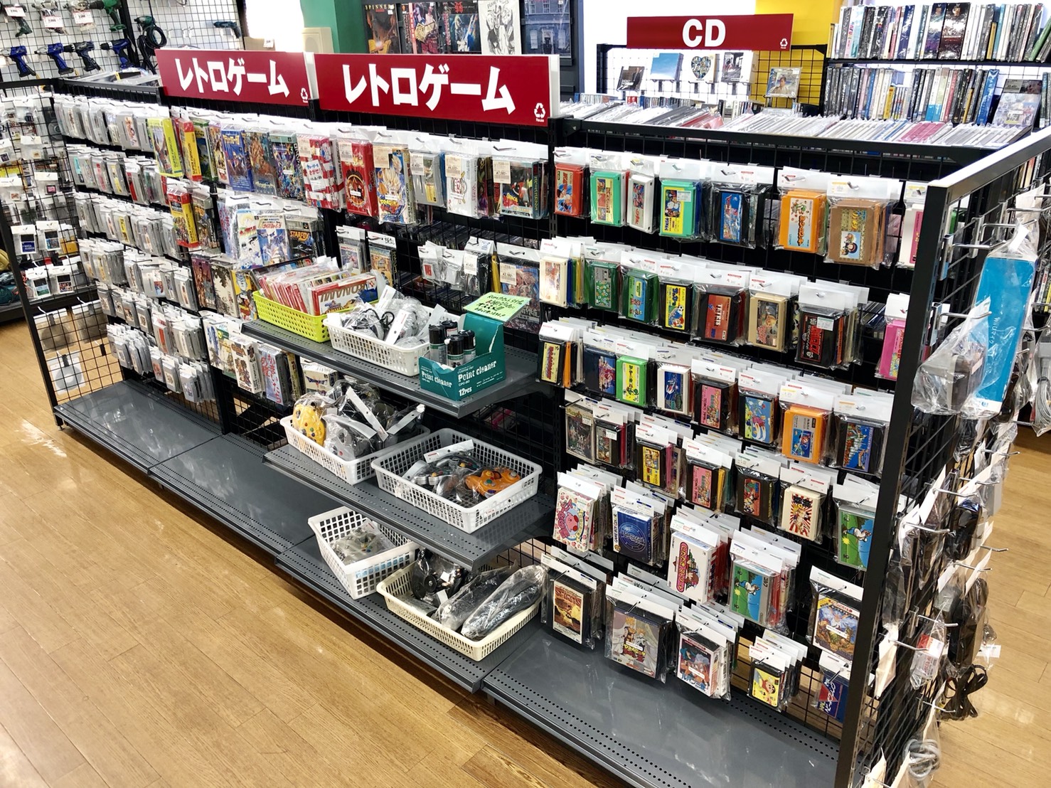 ハードオフ 市川大野店（レトロゲームコーナー）