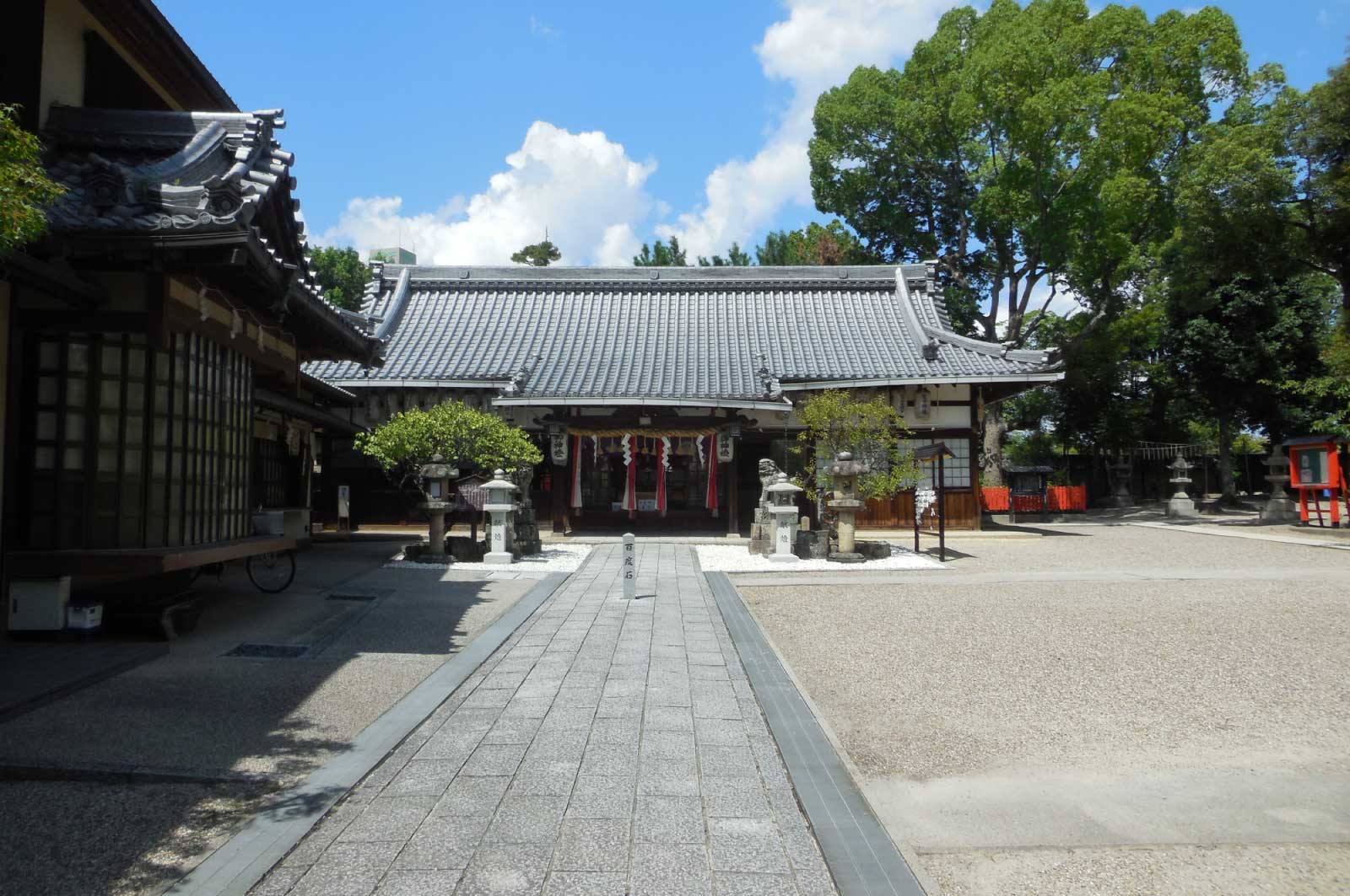 片埜神社（境内）