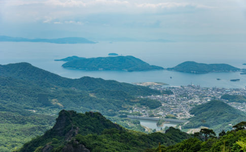 寒霞渓から見る瀬戸内海