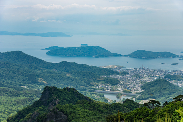 寒霞渓から見る瀬戸内海