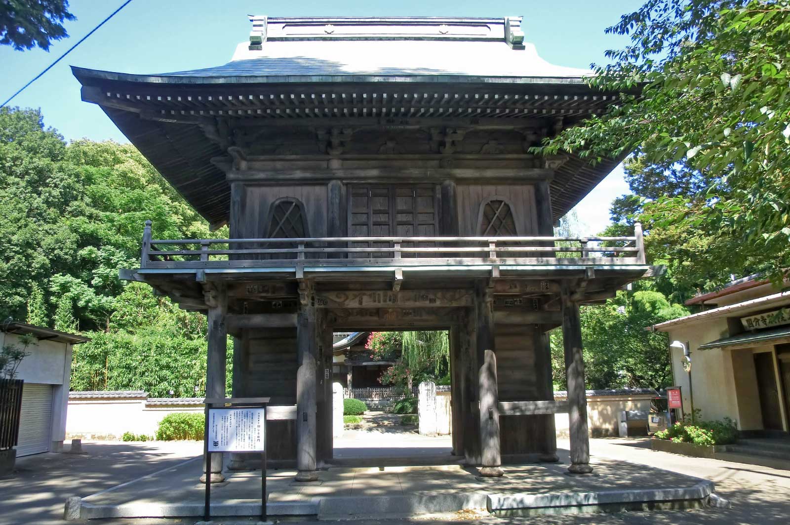 武蔵国分寺の楼門