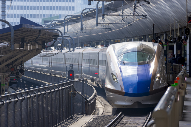 北陸新幹線（東京駅）