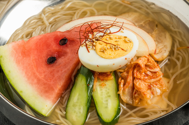 盛岡を代表する麺として有名な最後の1つが「冷麺」