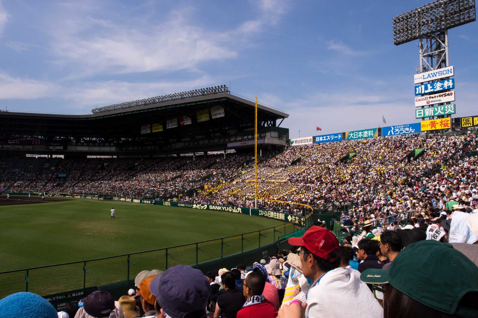 甲子園球場（外野応援席）