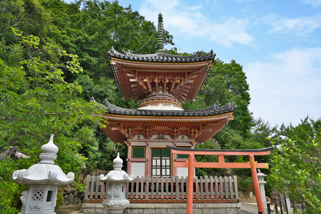 神呪寺（多宝塔）