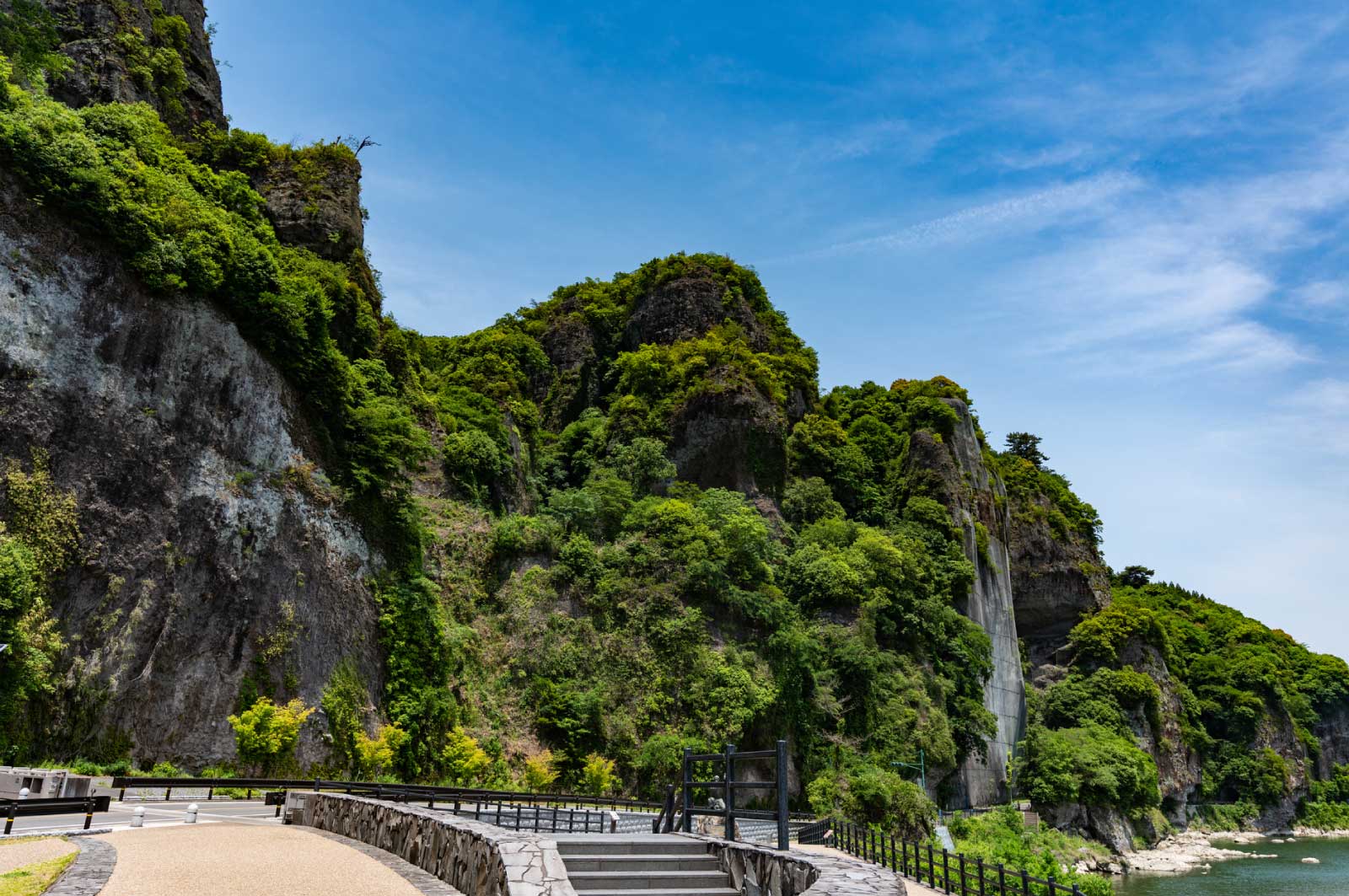 新緑の一目八景・耶馬渓