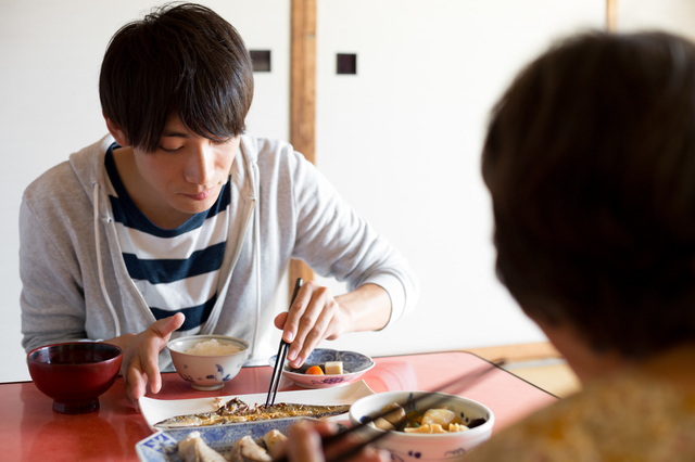 堺在住で、27歳になった現在も実家暮らし