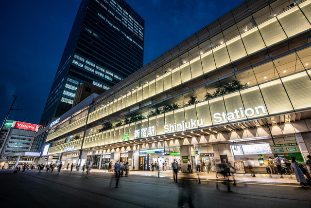 新宿駅・新南口