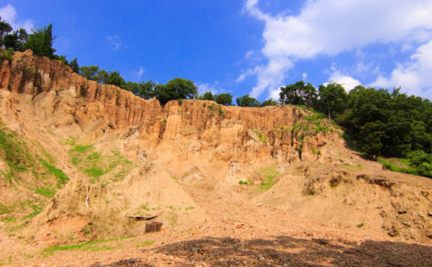 世界三大土柱の一つ阿波の土柱（徳島）