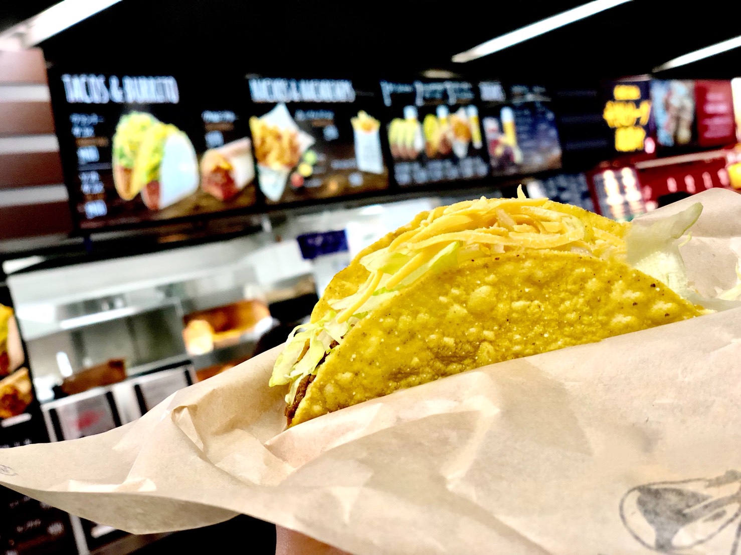 TACO BELLのタコス