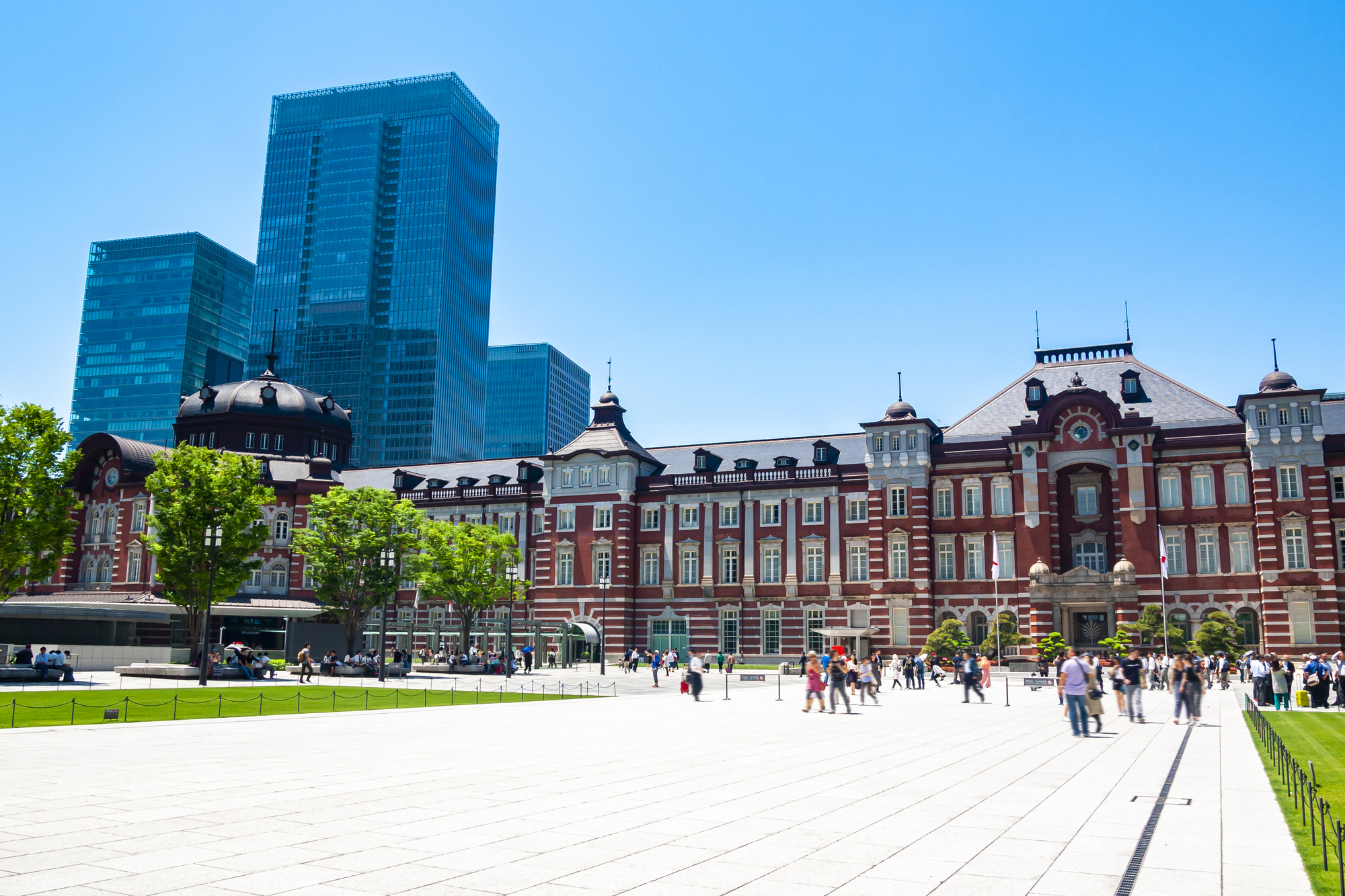 東京駅で働く