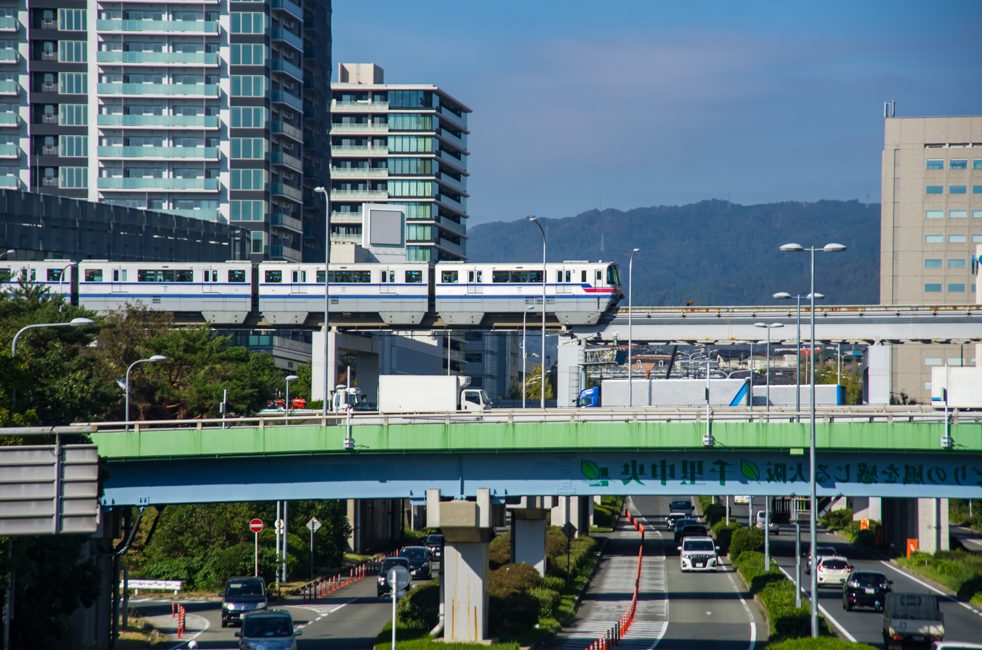 豊中駅（千里中央）