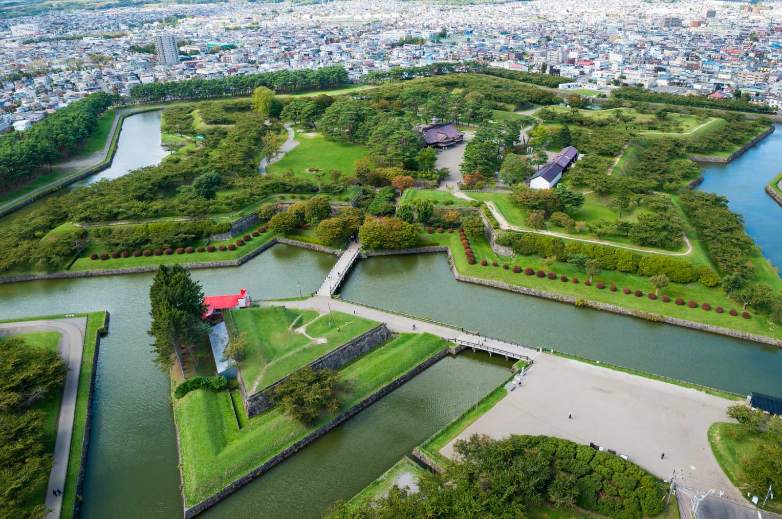 遺物や遺構は今でも現存