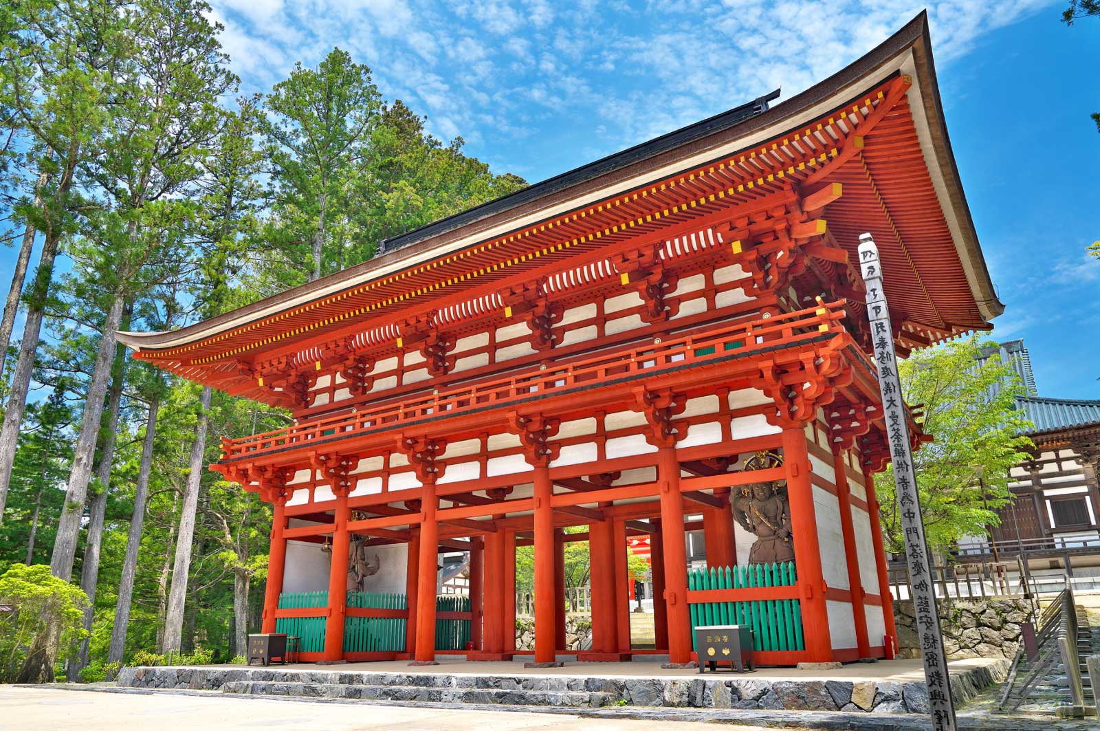 高野山・壇上伽藍の中門