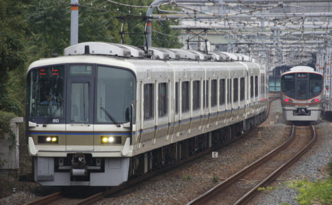 大和路線で八尾駅へ