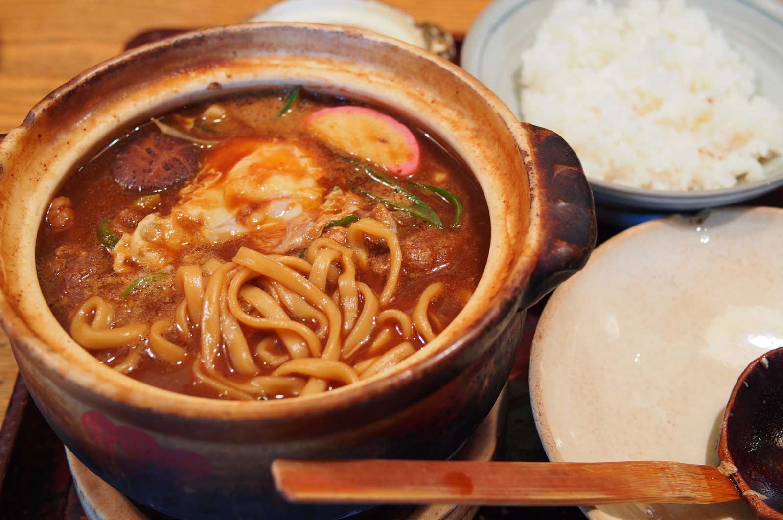 味噌煮込みうどん（愛知名物）