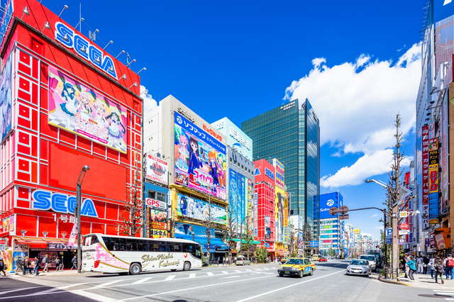 秋葉原・中央通りSEGA前