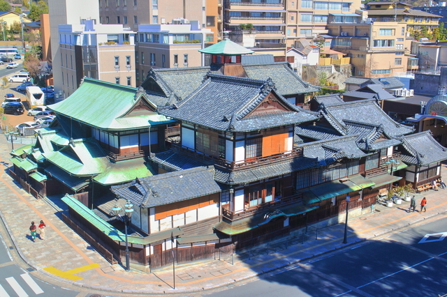 道後温泉（上空から）