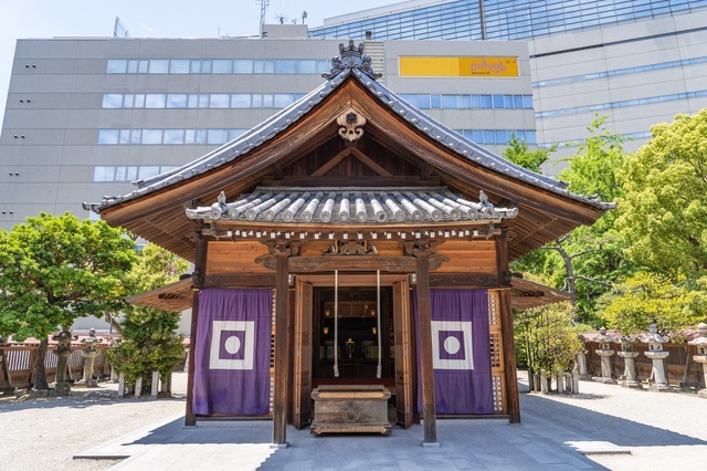 警固神社