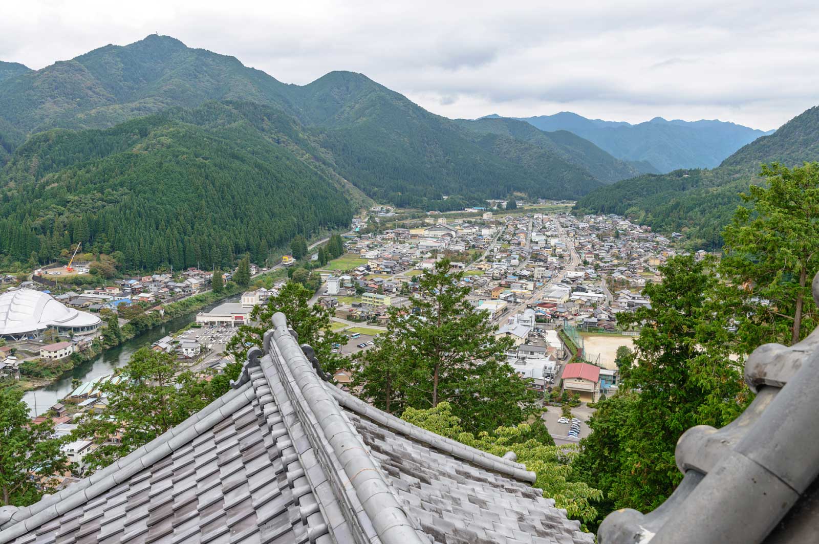 郡上八幡城まで足を運んでみて下さい