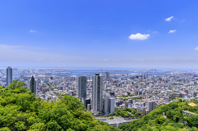 神戸と六甲山