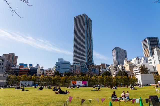 南池袋公園の人々