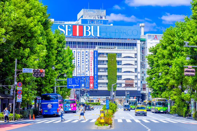 池袋駅前