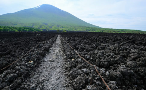 かつて活火山だった岩手山