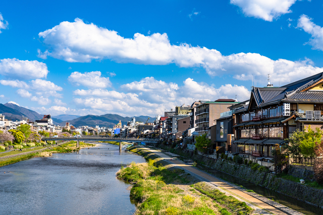 大学では京都に住んでいた