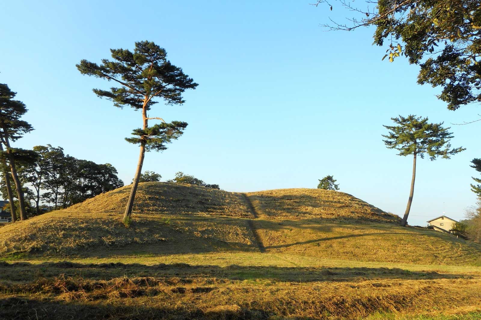 大室古墳群は、それぞれはそれほど大きくない