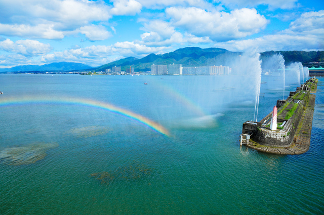 ミシガンから琵琶湖を望む