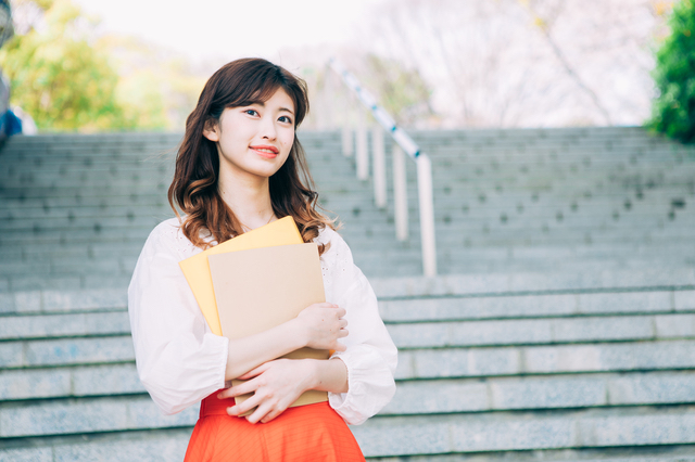 徳島出身の女子大生