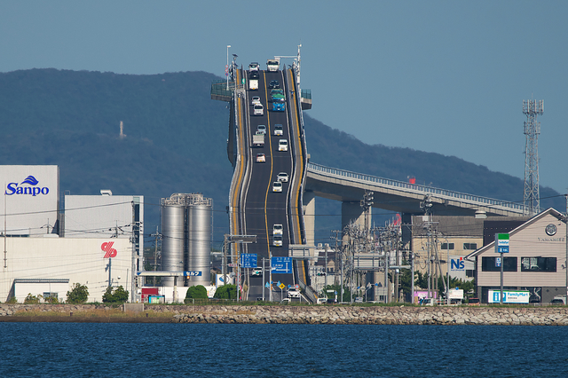 鳥取のベタ踏み坂