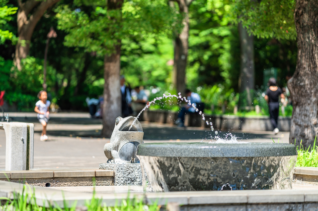 上野公園・カエルの噴水