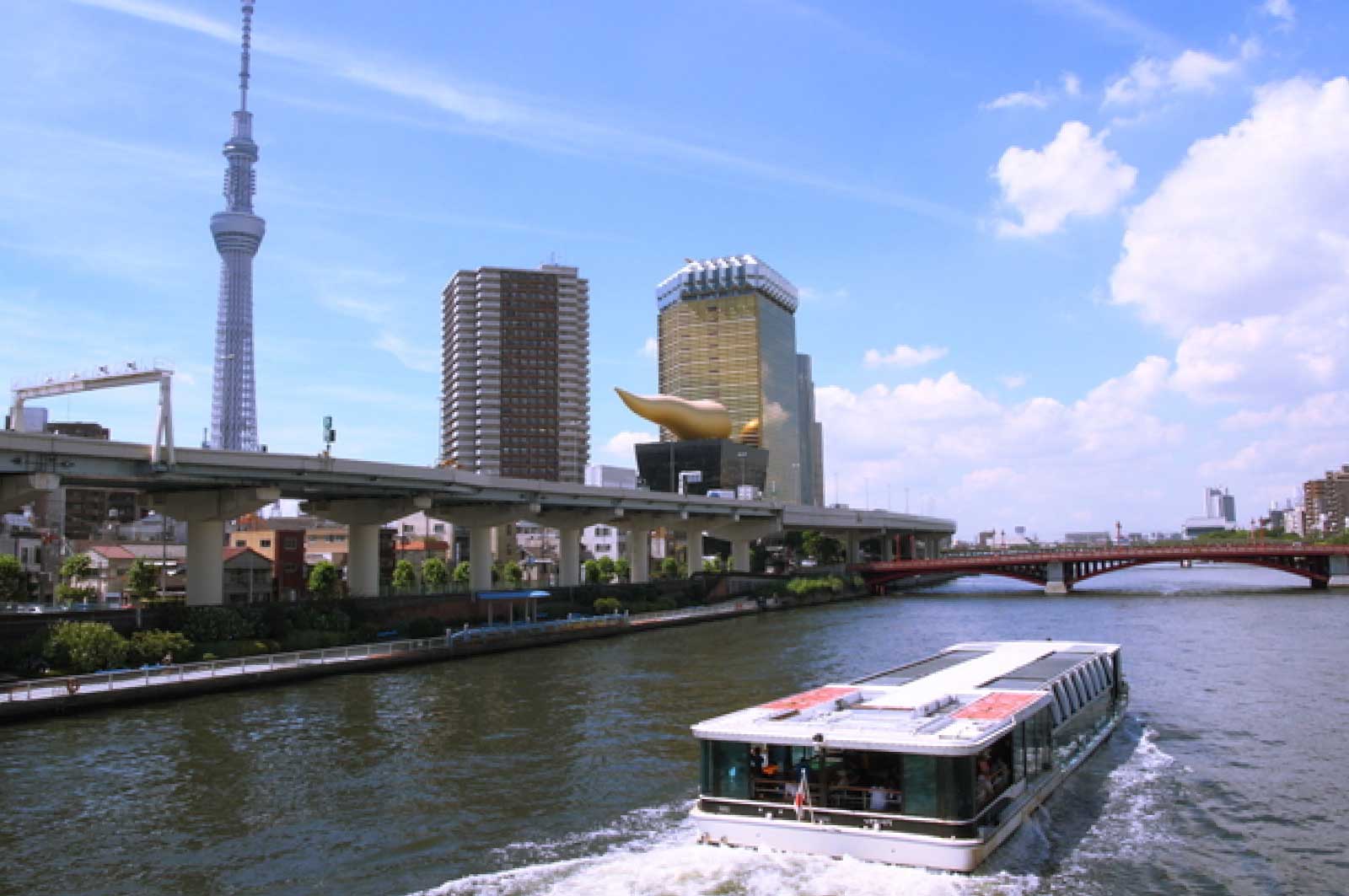 隅田川と東京クルーズ（浅草）