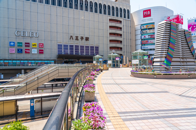 八王子駅北口・マルベリーブリッジ