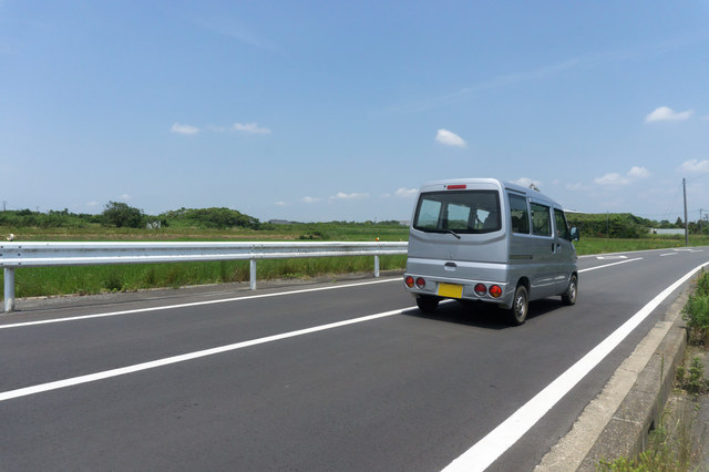 油屋（岡山）まで車を走らせる