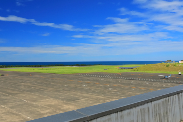 鳥取砂丘コナン空港の滑走路