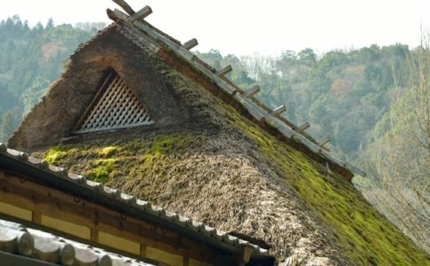 三州足助屋敷で見た茅葺屋根