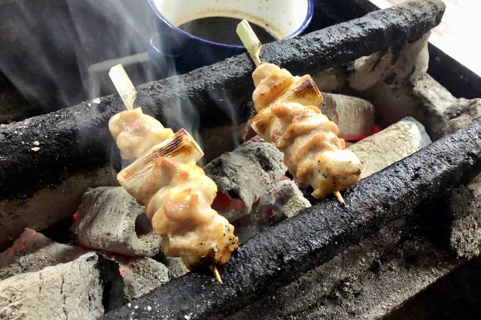 ニューカヤバで焼き鳥を焼く