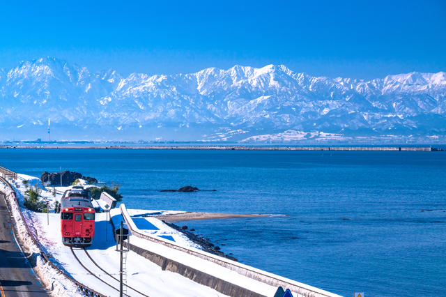 富山・冬の立山連峰