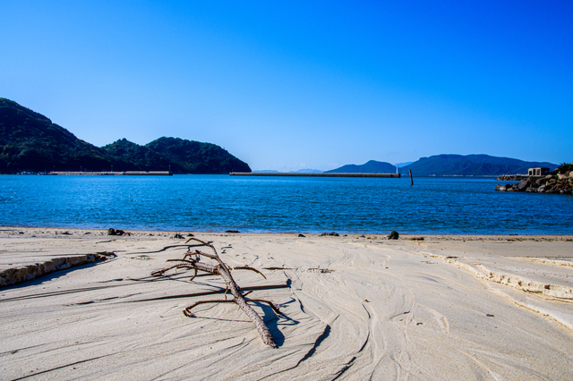 直島のビーチ